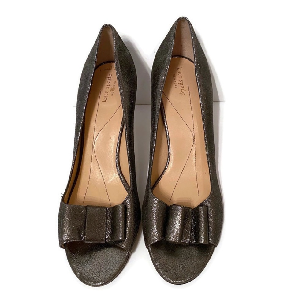 KATE SPADE HEELS PUMPS SILVER LEATHER PEEP TOE BOW Size 9.5